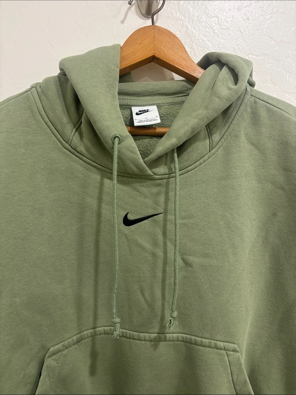 Nike pullover hoodie